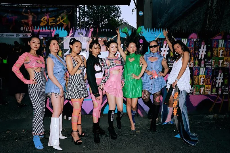 台灣之光！SWAG內內登上「柏林時裝周」火辣走秀